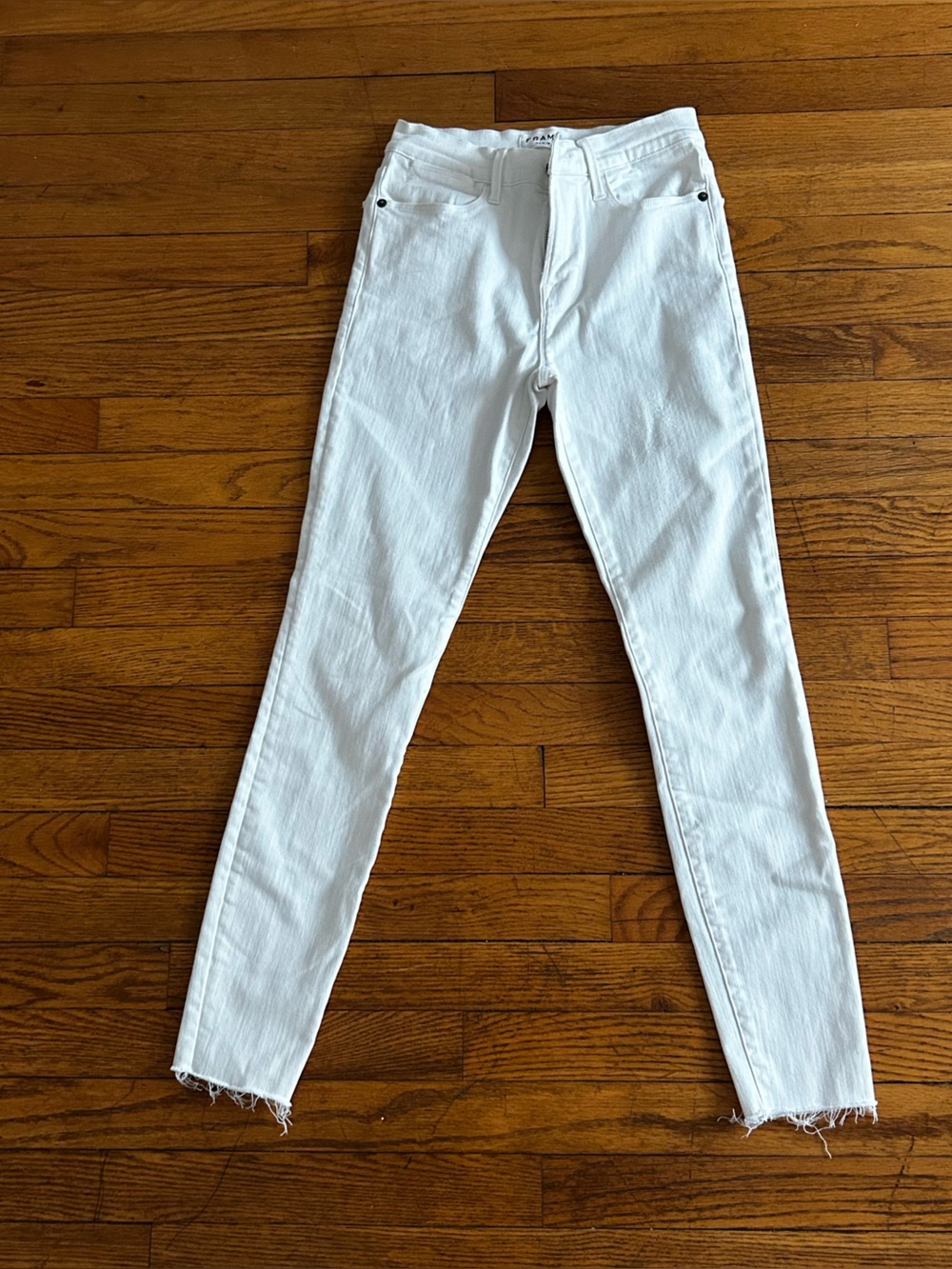 FRAME Denim White High-Rise Skinny Jeans